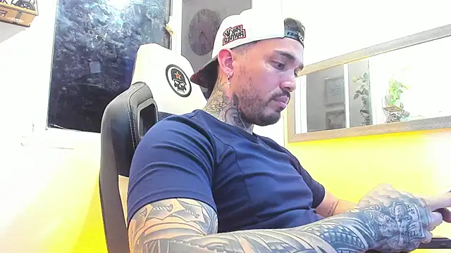 Angel sex latin online show from 4, 2, 2025