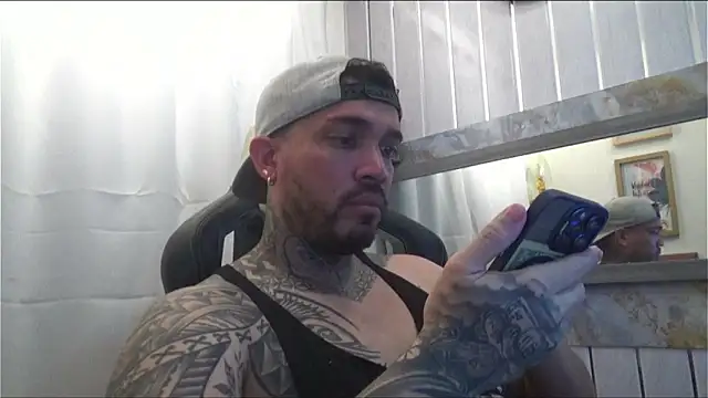 Angel sex latin online show from 5, 12, 2025