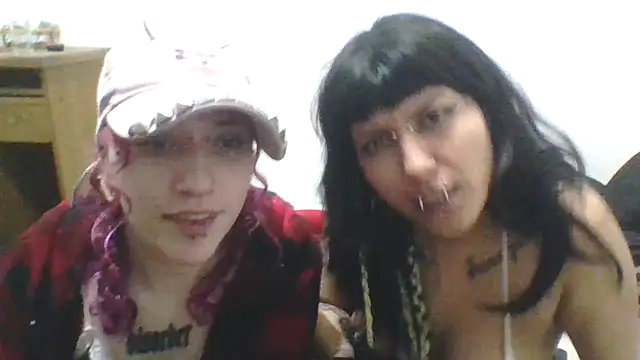 Snapshot of toxikkka chatting on 23, 9, 2025 toxikkka online show from 23, 9, 2025