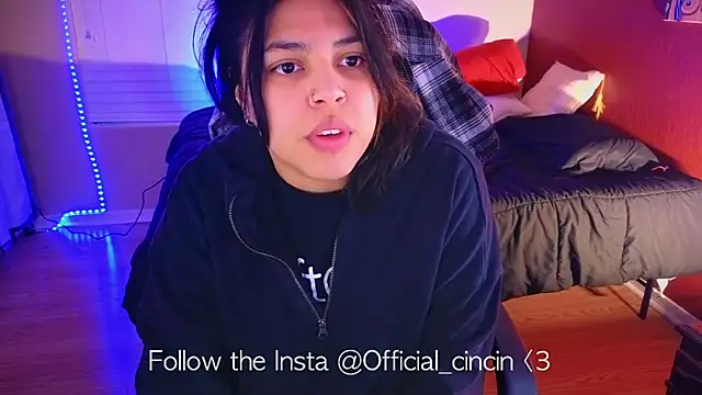 miacanela xo online show from 1, 2, 2025