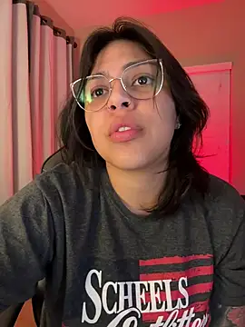 miacanela xo online show from 10, 3, 2025