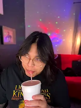 miacanela xo online show from 24, 11, 2025