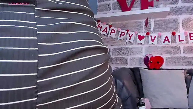 Tamaraakins online show from 12, 2, 2025