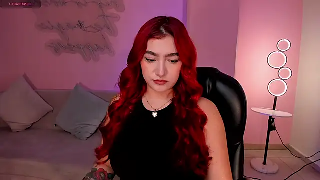 ViolettCastel online show from 6, 10, 2025