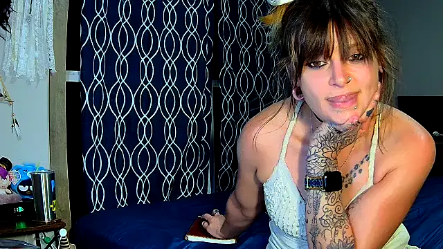 ZeelaXoXo online show from 17, 9, 2025