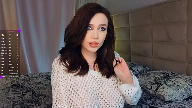 Snapshot of AsteriaHamel chatting on 2, 3, 2025 AsteriaHamel online show from 2, 3, 2025