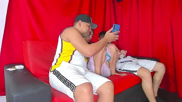 Snapshot of Extreme_Team8 chatting on 10, 1, 2025 Extreme Team8 online show from 10, 1, 2025