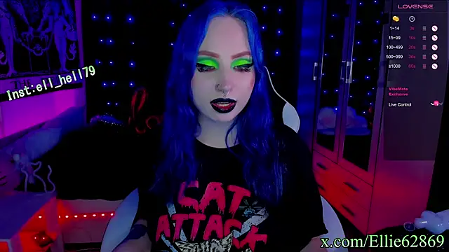 Kitty goth online show from 9, 3, 2025