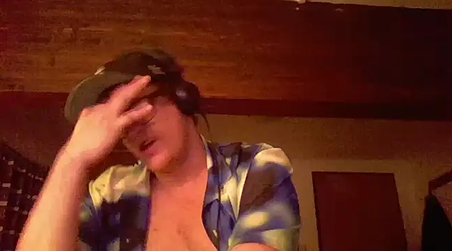 Bigthroaterboy online show from 4, 1, 2025