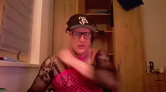 Bigthroaterboy online show from 28, 2, 2025