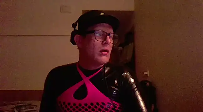 Bigthroaterboy online show from 6, 3, 2025