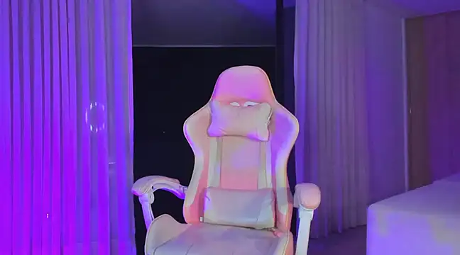 angelinalodge1 online show from 24, 2, 2025