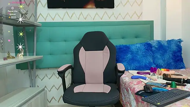 galatea rous online show from 12, 1, 2025