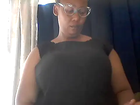 NippleMilkXx online show from 14, 10, 2025