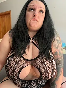 ninusbabee online show from 8, 6, 2026