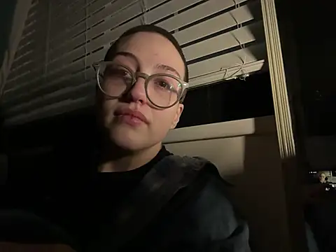 Starving4Cock online show from 14, 12, 2024