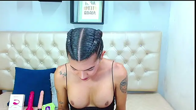 lucia marks online show from 19, 1, 2025