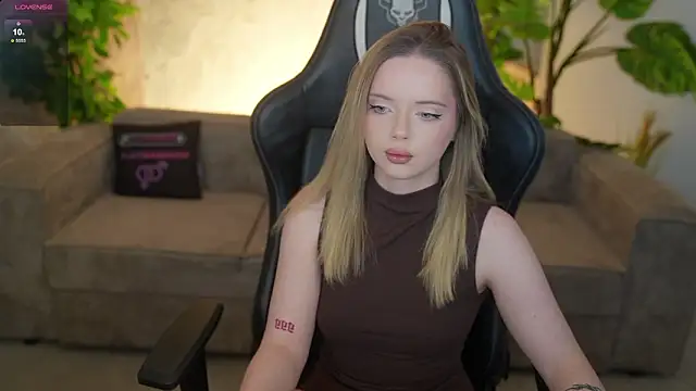 Snapshot of Cassy-Celestial_ chatting on 21, 2, 2026 Cassy-Celestial online show from 21, 2, 2026