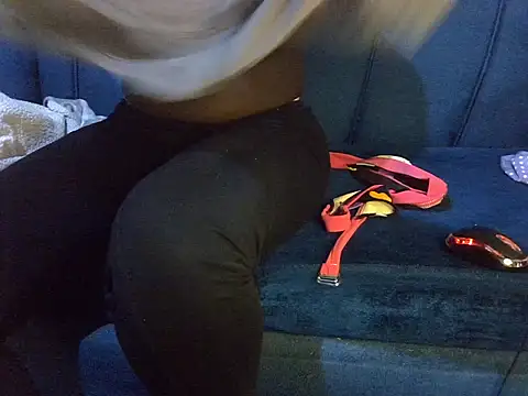 pretty alma20 online show from 21, 4, 2026