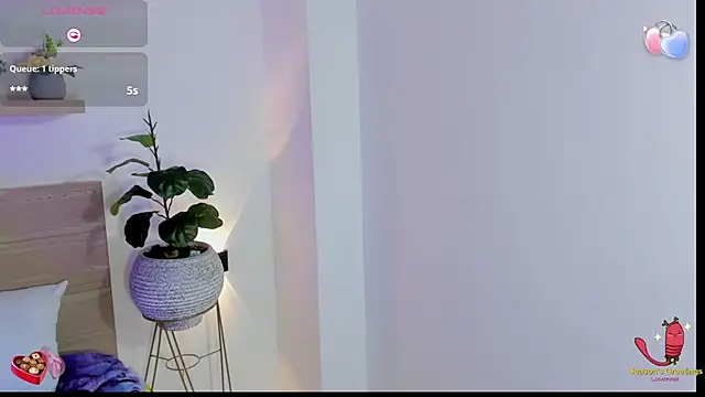aurora rodriguez online show from 13, 12, 2024
