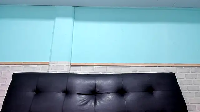 emily hunter12 online show from 3, 10, 2025