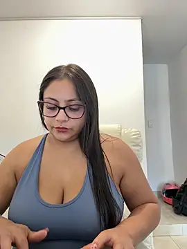 Sol biglips online show from 5, 4, 2026