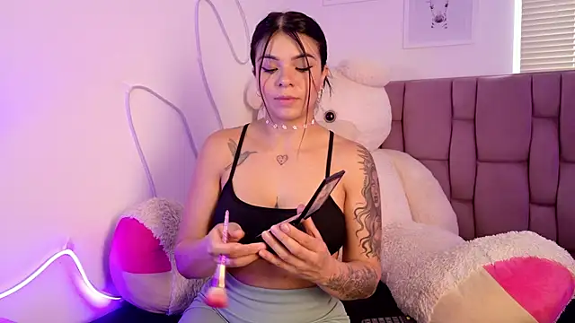 SophiaKarson online show from 23, 11, 2025