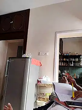 Snapshot of AUNTY1984 chatting on 9, 10, 2025 AUNTY1984 online show from 9, 10, 2025