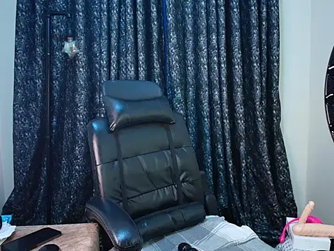 ebony shilly3 online show from 10, 10, 2025