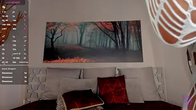 LunaRuso online show from 9, 2, 2025