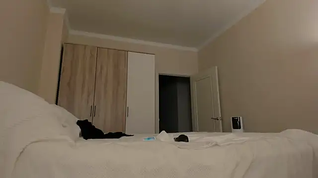 CharlotteWells online show from 15, 3, 2025