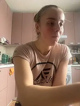 Snapshot of AlisaKissss chatting on 2, 2, 2026 AlisaKissss online show from 2, 2, 2026