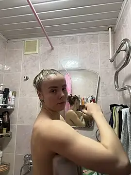 Snapshot of AlisaKissss chatting on 9, 2, 2026 AlisaKissss online show from 9, 2, 2026