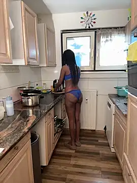 Shantel-Olivia online show from 15, 6, 2026