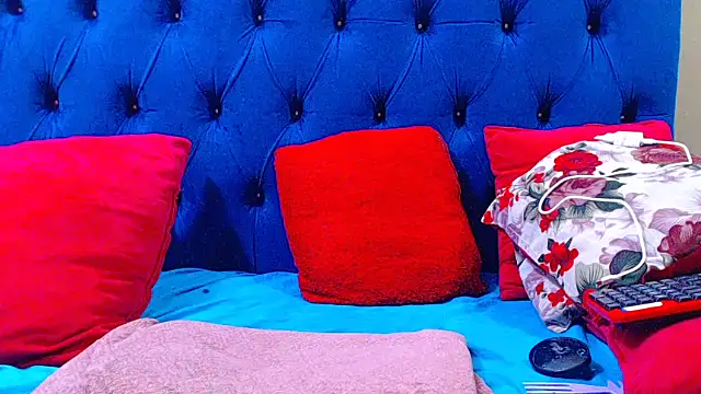 Snapshot of ebonycandy10 chatting on 14, 4, 2026 ebonycandy10 online show from 14, 4, 2026