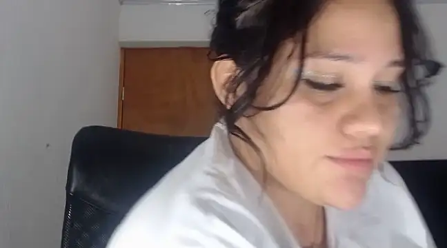 Snapshot of melissa4855 chatting on 6, 1, 2025 melissa4855 online show from 6, 1, 2025