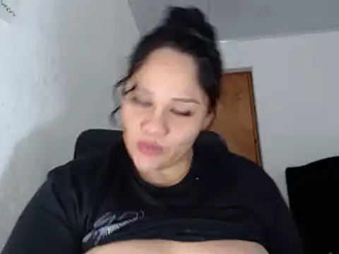 Snapshot of melissa4855 chatting on 12, 1, 2025 melissa4855 online show from 12, 1, 2025