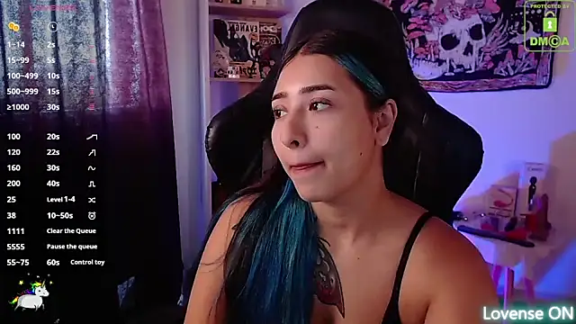 sweetcoralinee online show from 14, 10, 2025