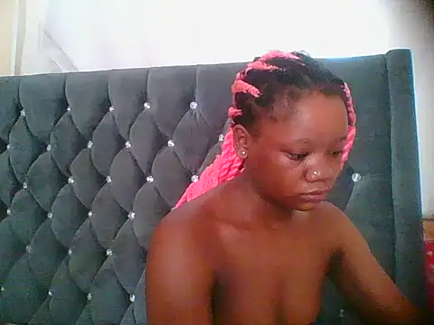 HotJeylee online show from 19, 12, 2025