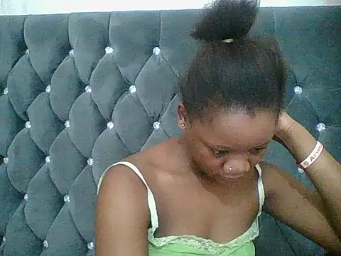 HotJeylee online show from 20, 12, 2025