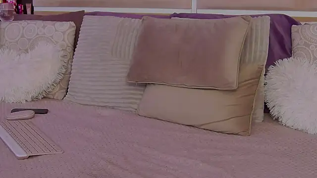 BrianaKennedi online show from 20, 2, 2026