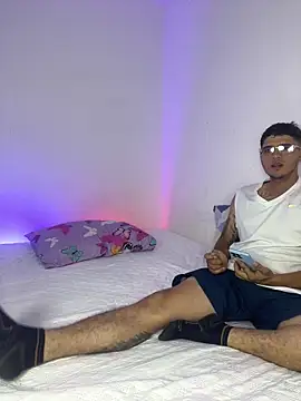 Snapshot of ConnyBlare chatting on 8, 4, 2026 ConnyBlare online show from 8, 4, 2026