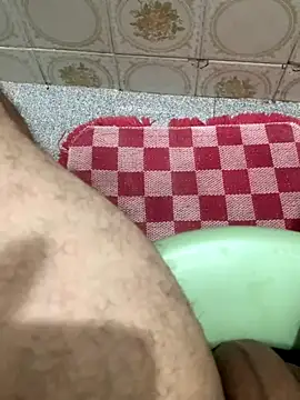 MalvadoFavorito28 online show from 25, 11, 2025