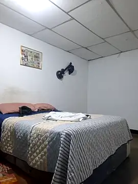 andresbigcock9 online show from 27, 4, 2026