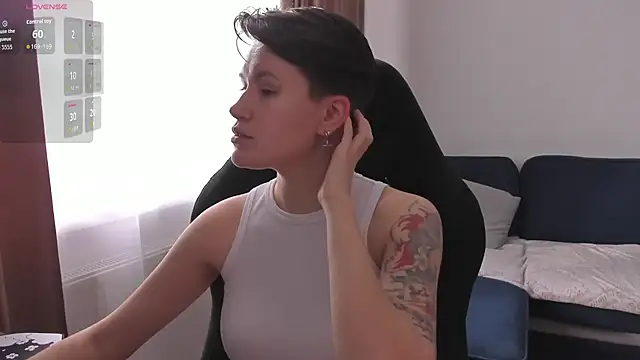 JessieFlower online show from 7, 2, 2026