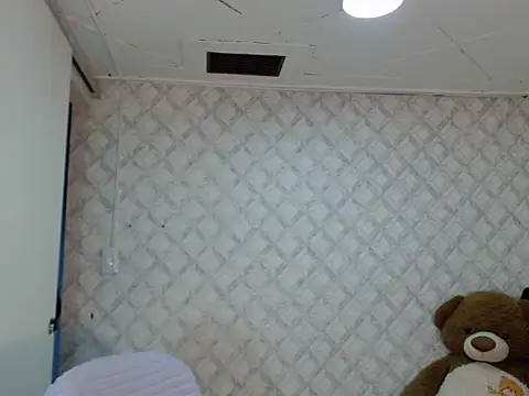 Snapshot of Emma-Wilson chatting on 26, 2, 2026 Emma-Wilson online show from 26, 2, 2026