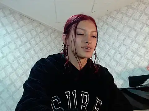 Emma-Wilson online show from 27, 5, 2026