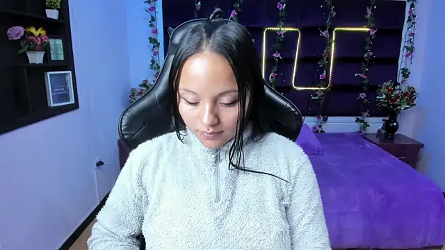 sweelanna   online show from 19, 2, 2025