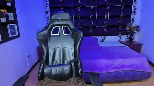 sweelanna   online show from 11, 3, 2025