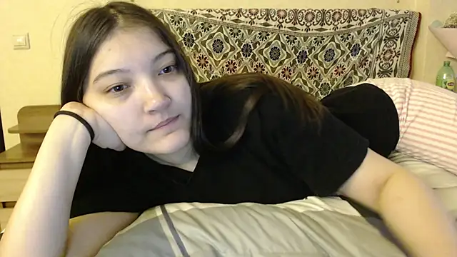 AlisaDevis online show from 12, 1, 2025